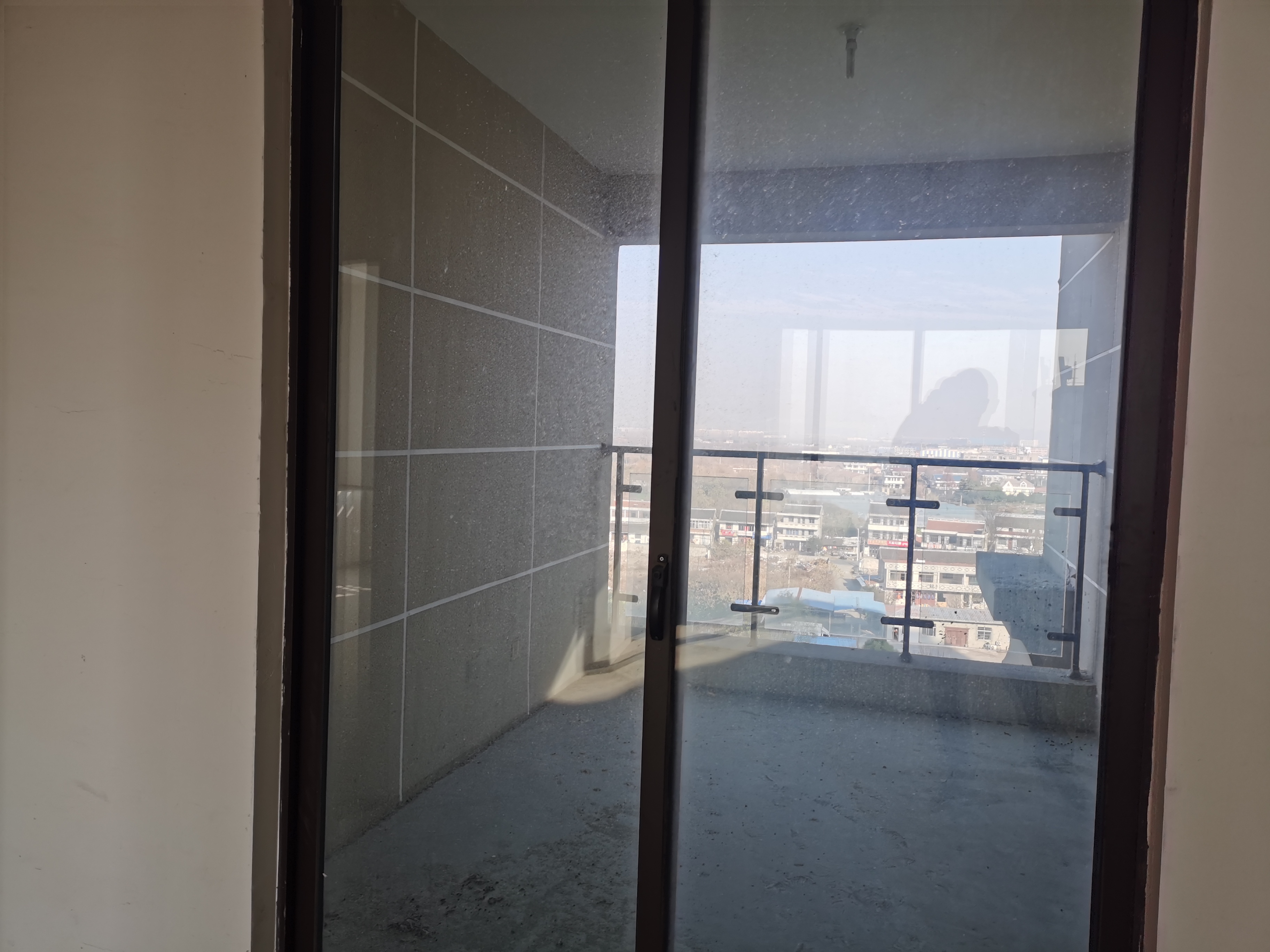 罗福宫 3室2厅1卫 121.36m&sup2;