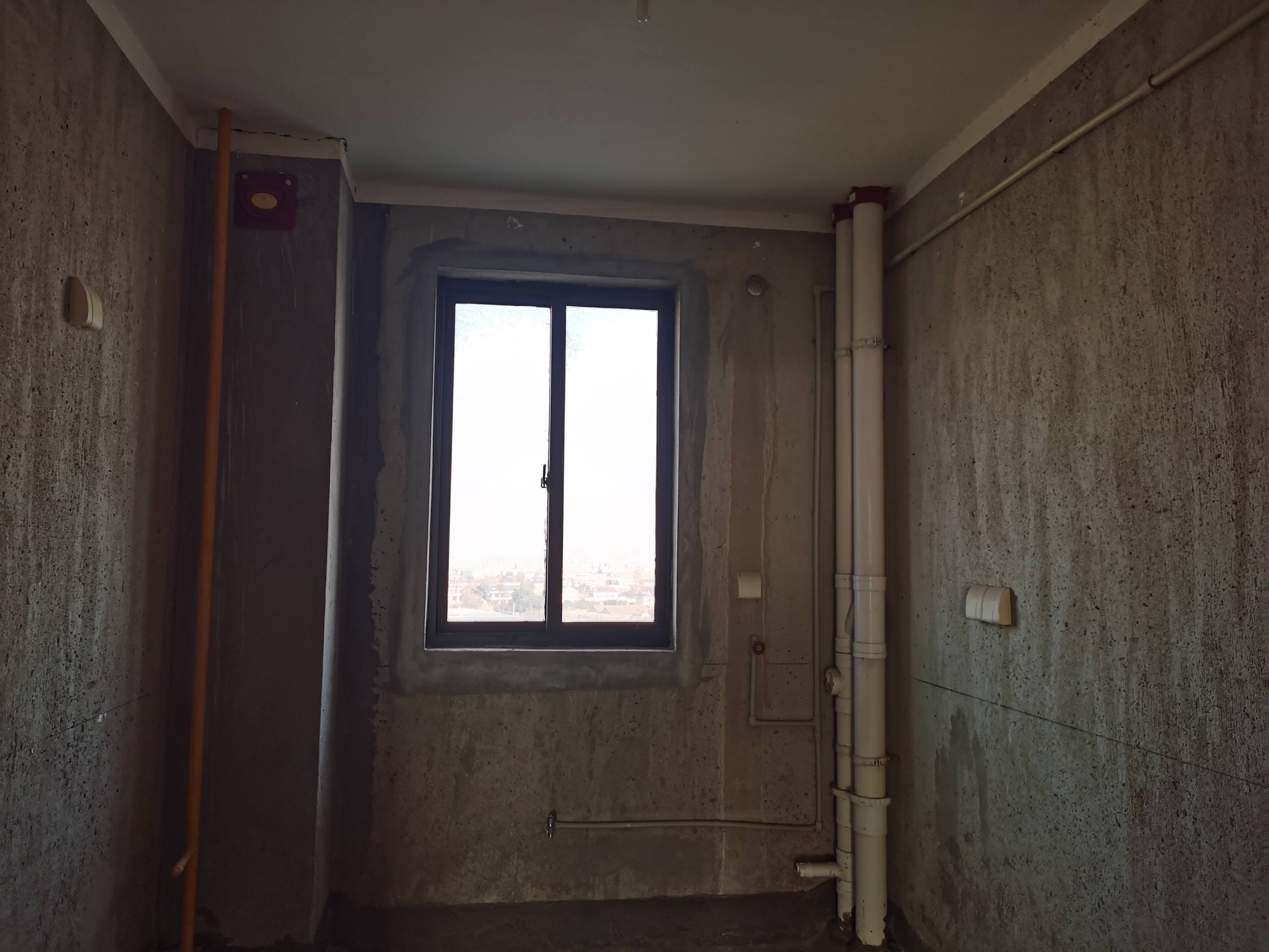 罗福宫 3室2厅1卫 121.36m&sup2;
