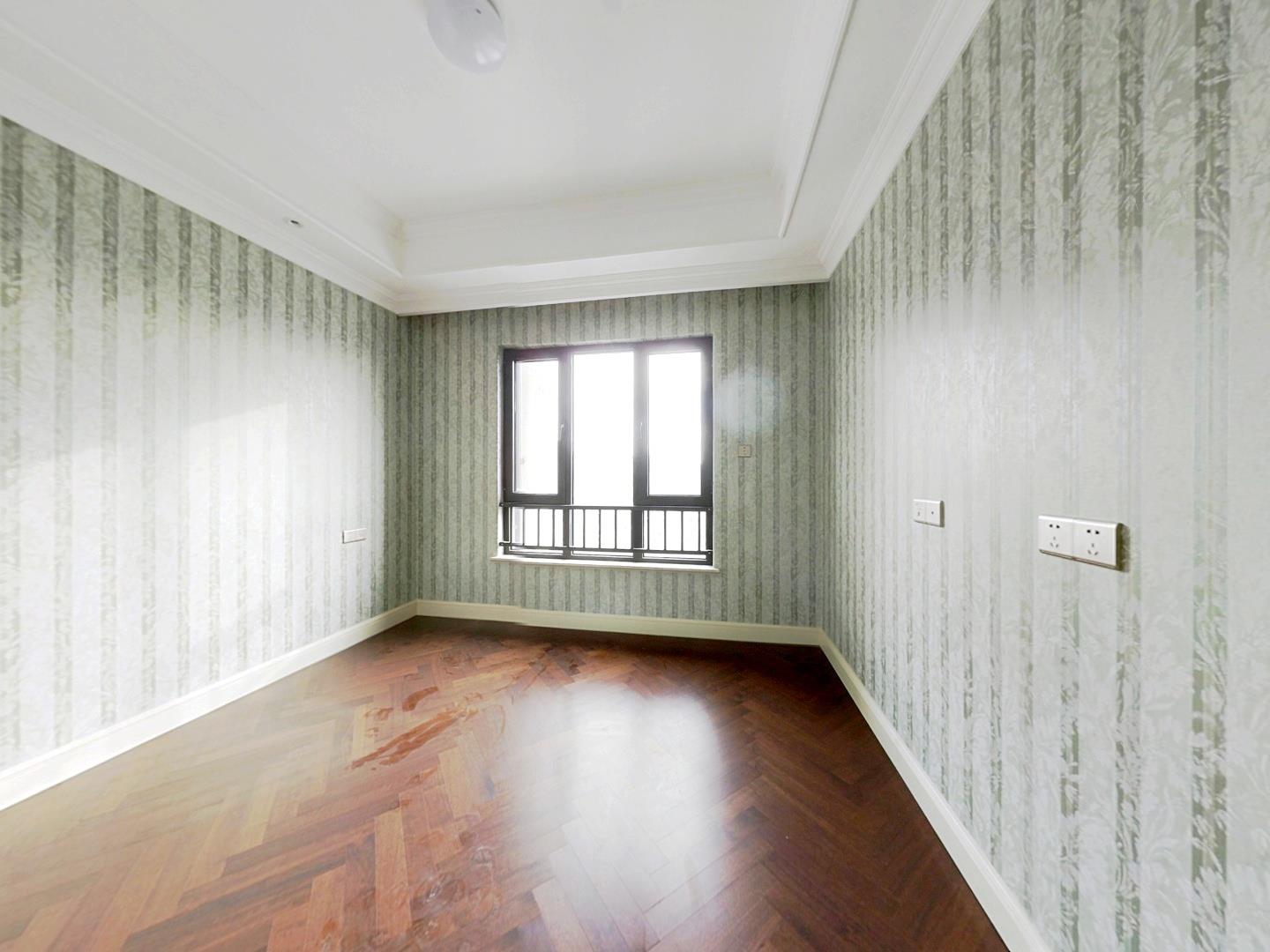 中海铂樾府 4室2厅2卫 143m&sup2;