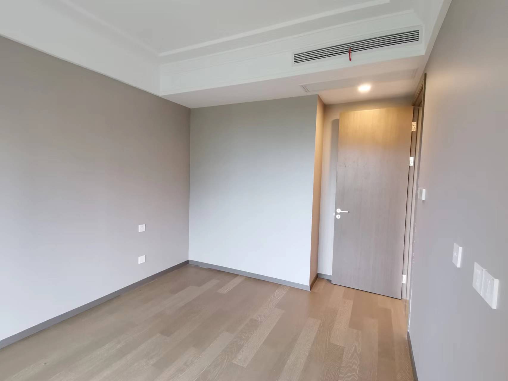 绿城&middot;诚园 4室2厅2卫 158m&sup2;