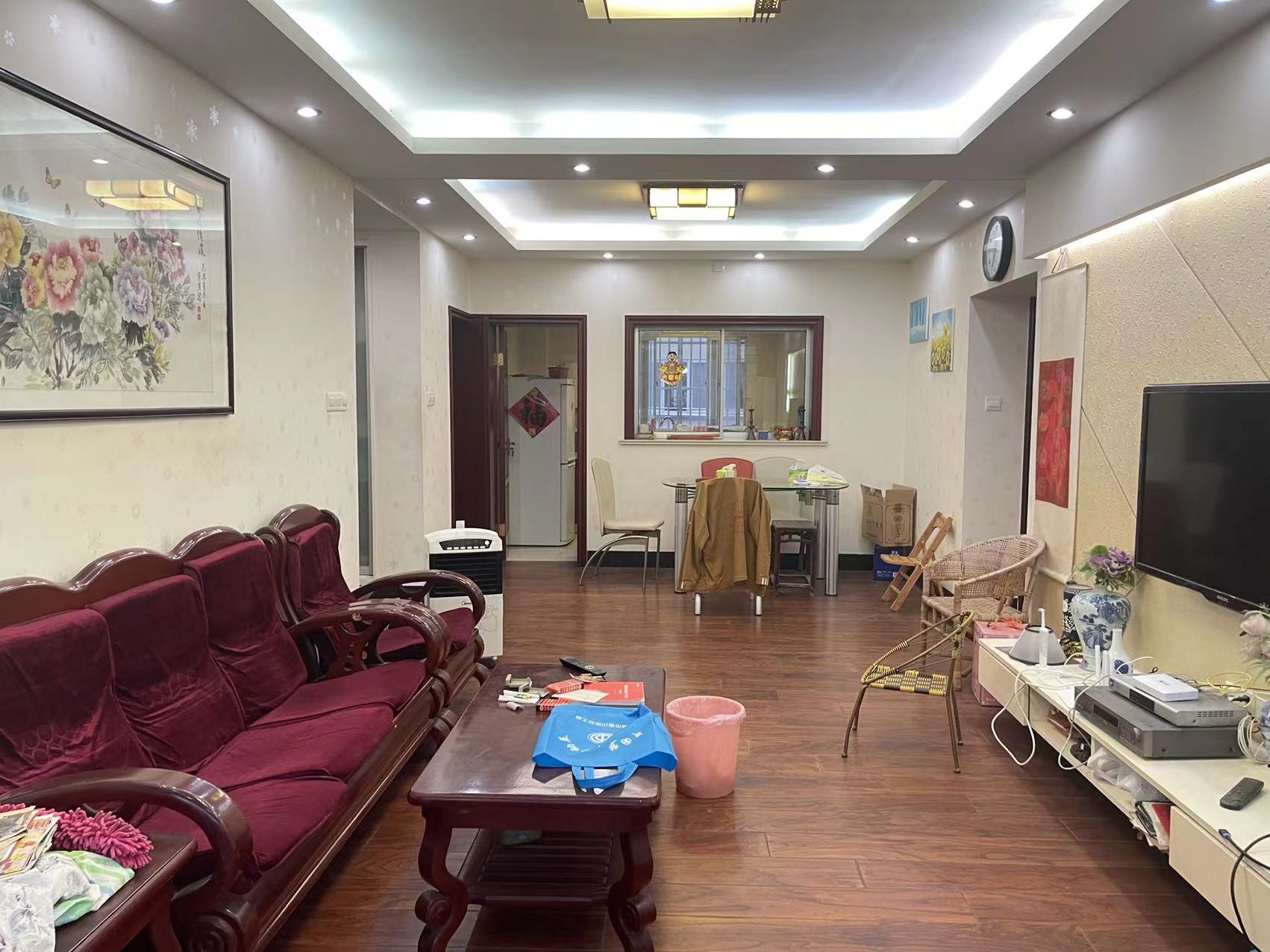 新桃园 3室2厅1卫 107.00m&sup2;
