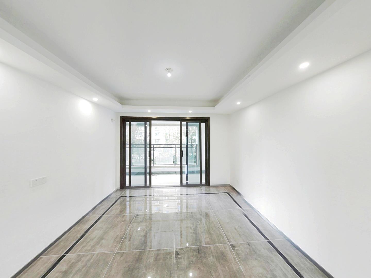 远创樾府 3室2厅2卫 118m&sup2;