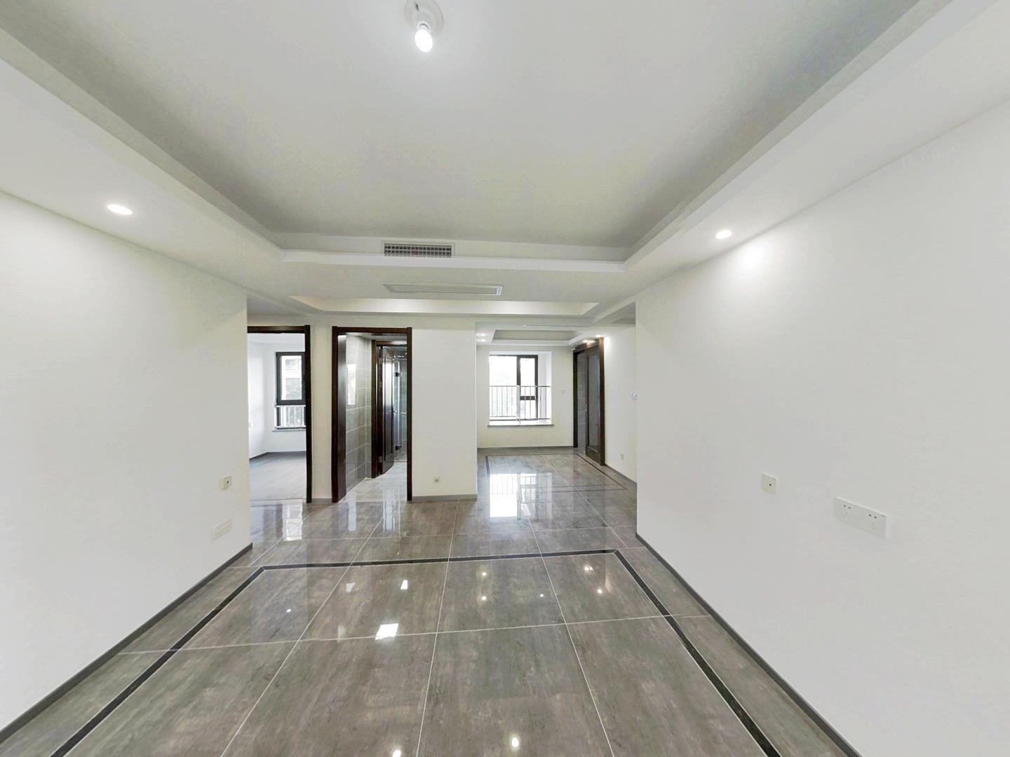远创樾府 3室2厅2卫 118m&sup2;