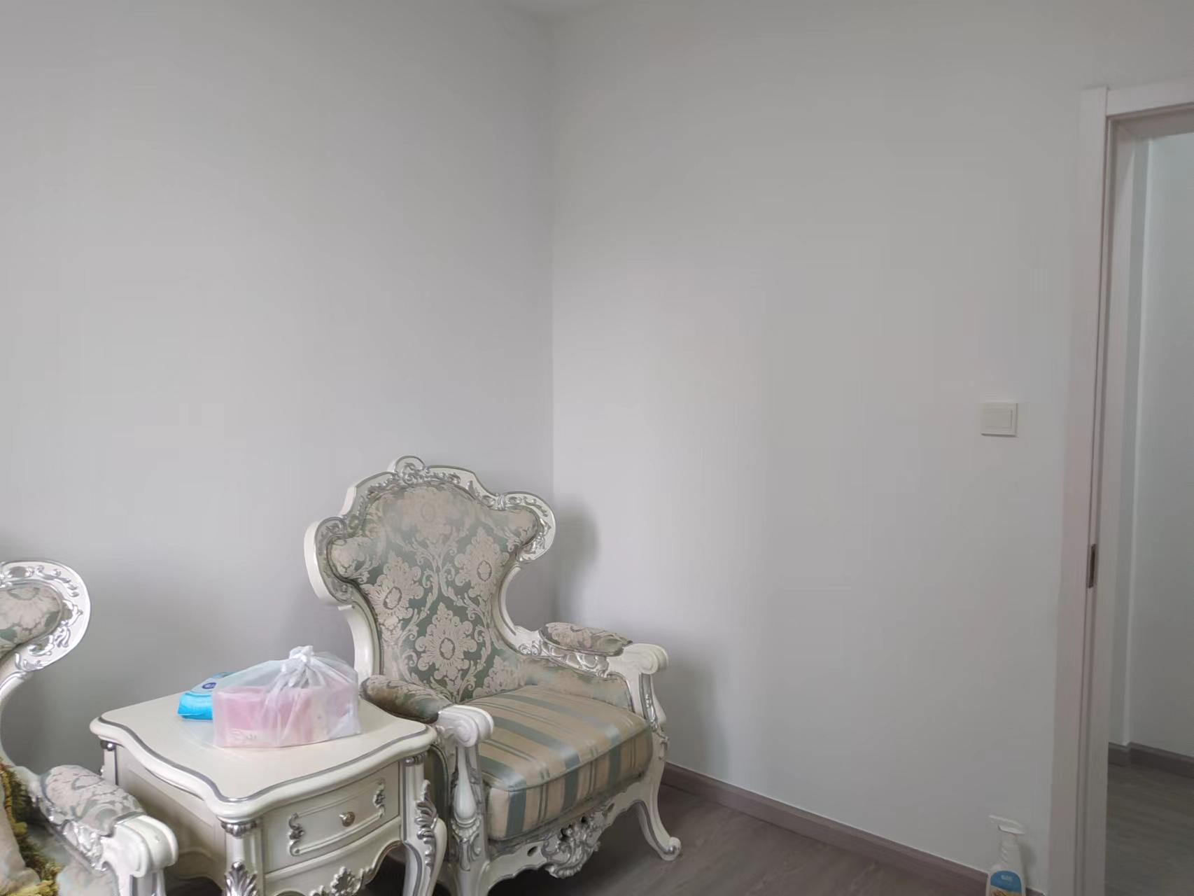 保利香槟国际 3室2厅1卫 80.00m&sup2;