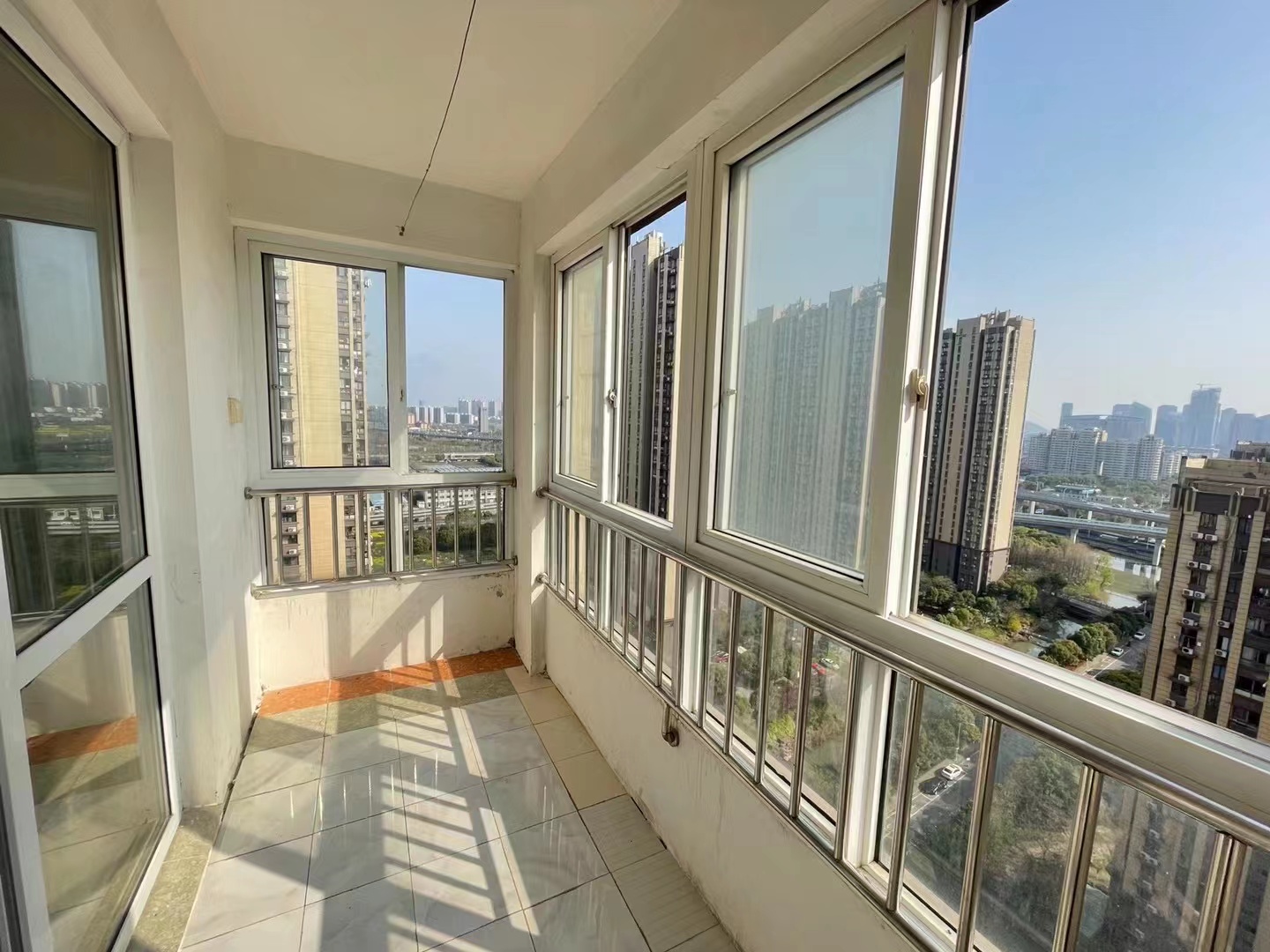 德民花苑东区 3室2厅1卫 101m&sup2;