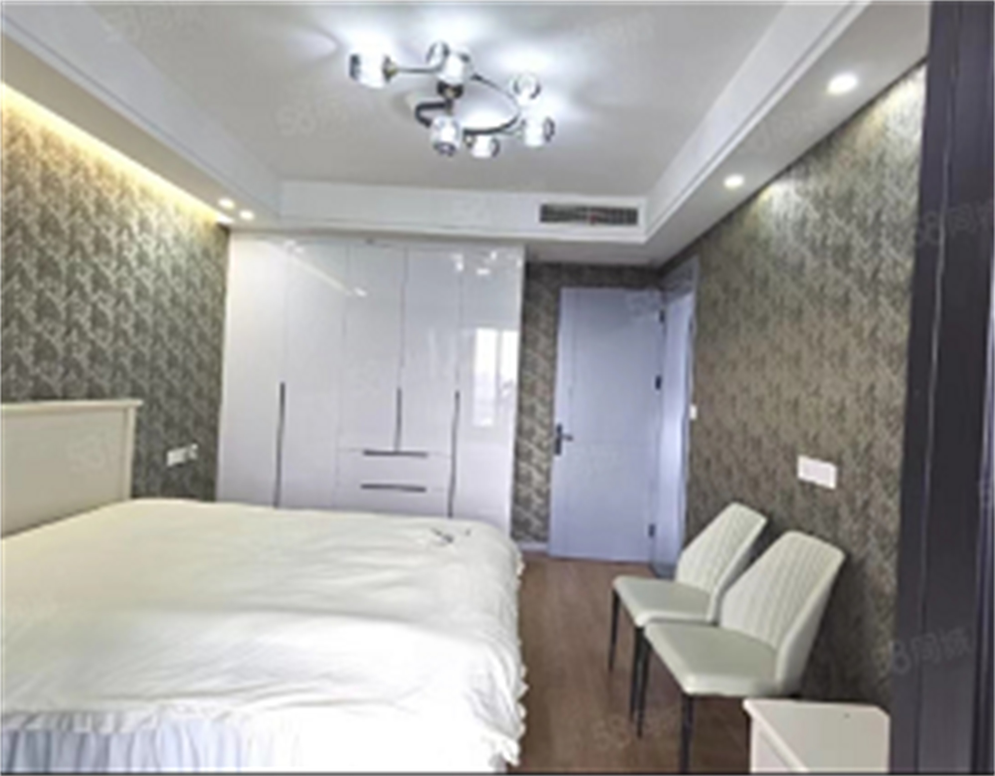 苏建名都城 3室2厅1卫 118m&sup2;