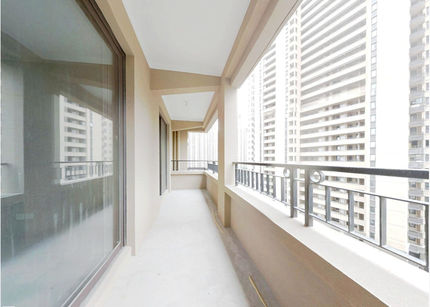 高迪晶城 4室2厅1卫 159m&sup2;