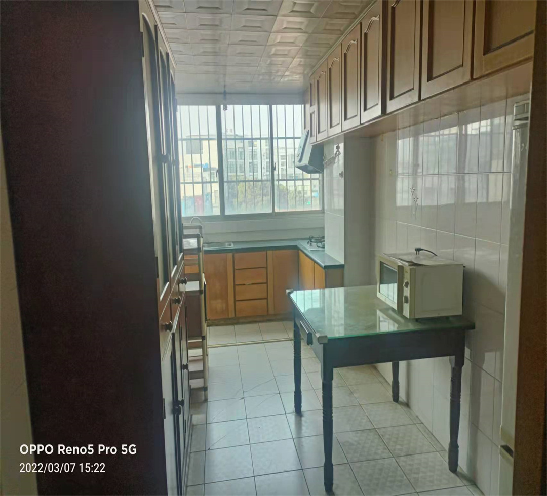 新桥北村 3室2厅2卫 134m&sup2;
