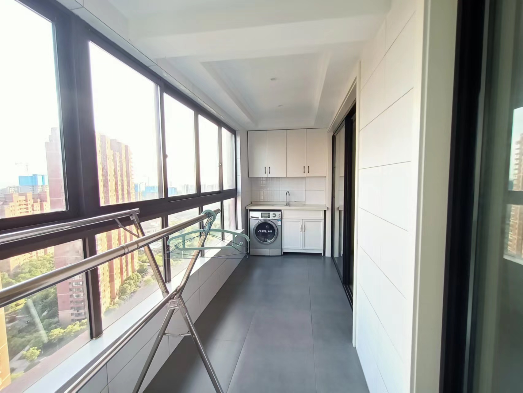 万濠星城 2室2厅1卫 99m&sup2;