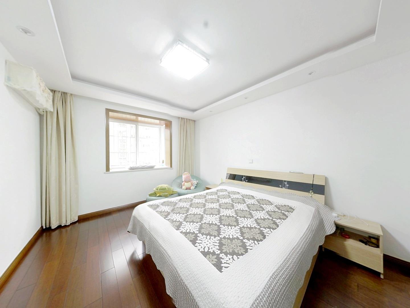 外滩北苑 3室2厅1卫 138.50m&sup2;