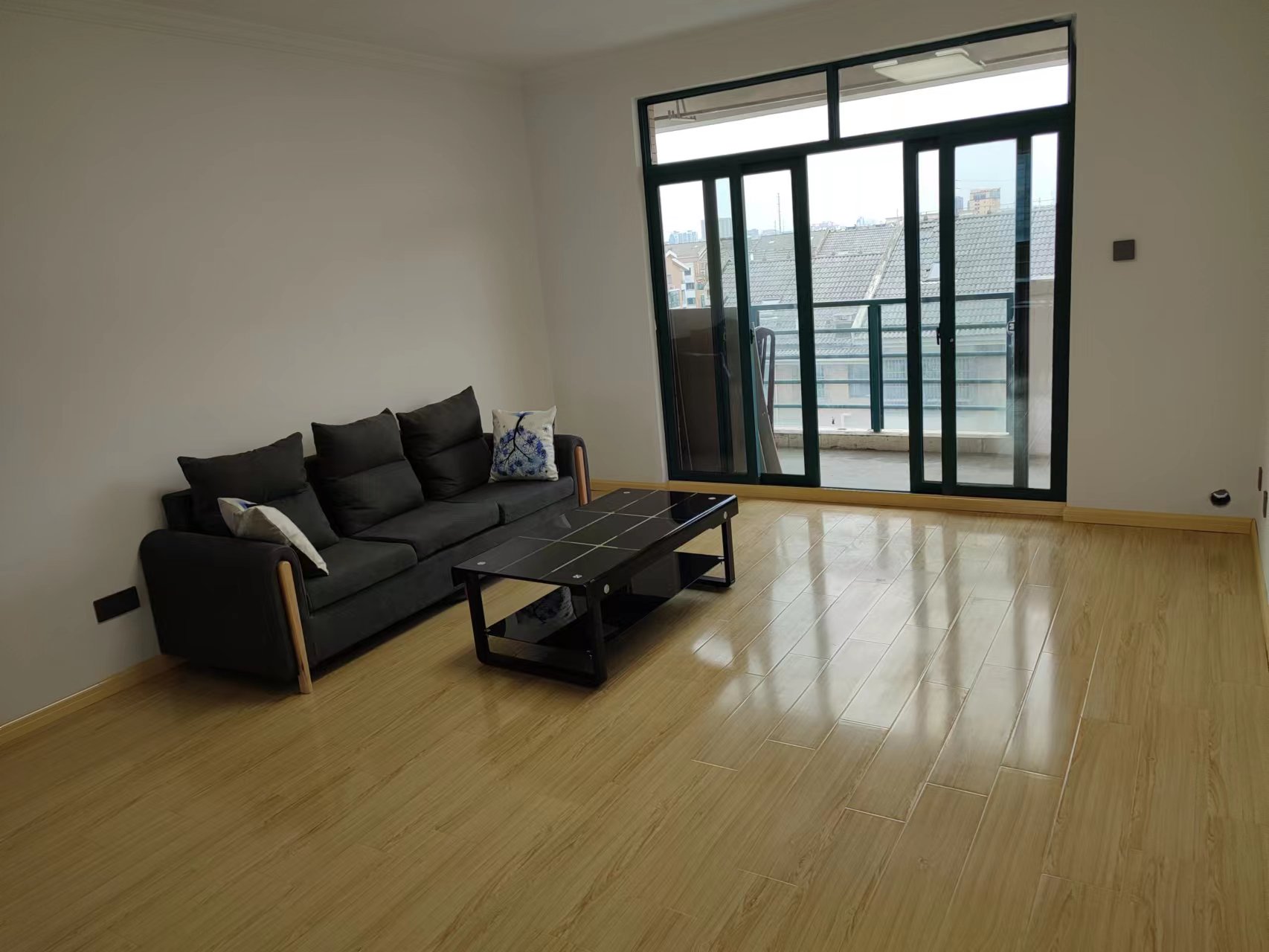 源兴花苑南区 2室1厅1卫 100m&sup2;