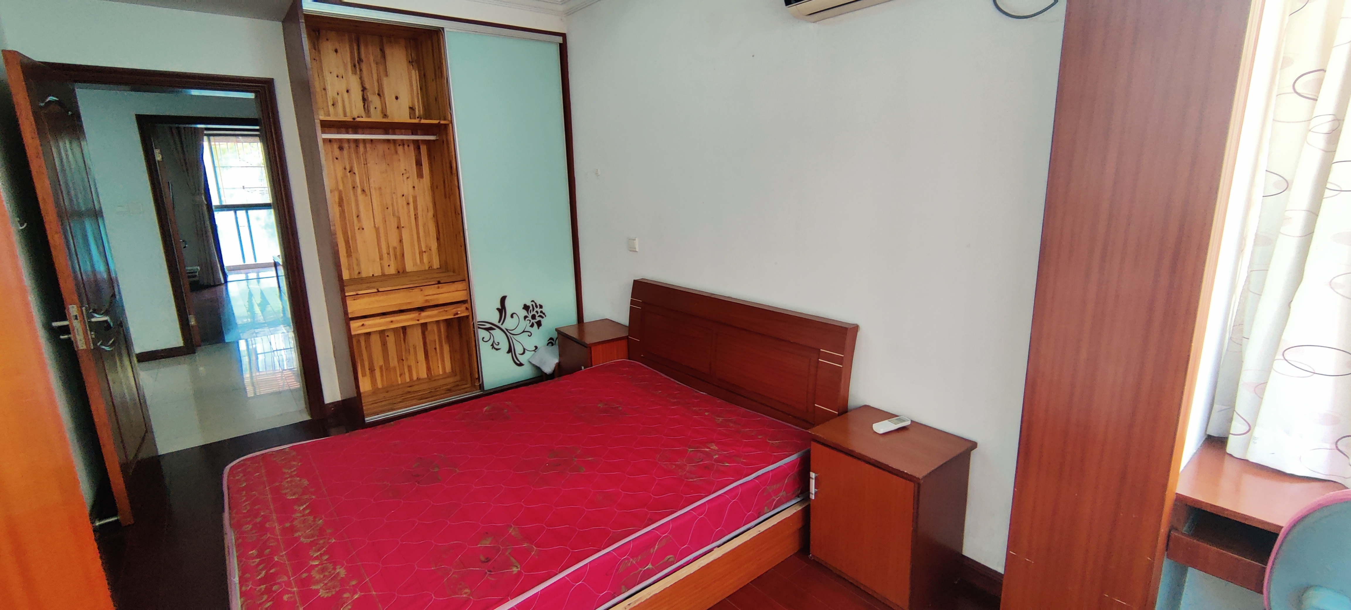 东晖花园 2室1厅1卫 95m&sup2;