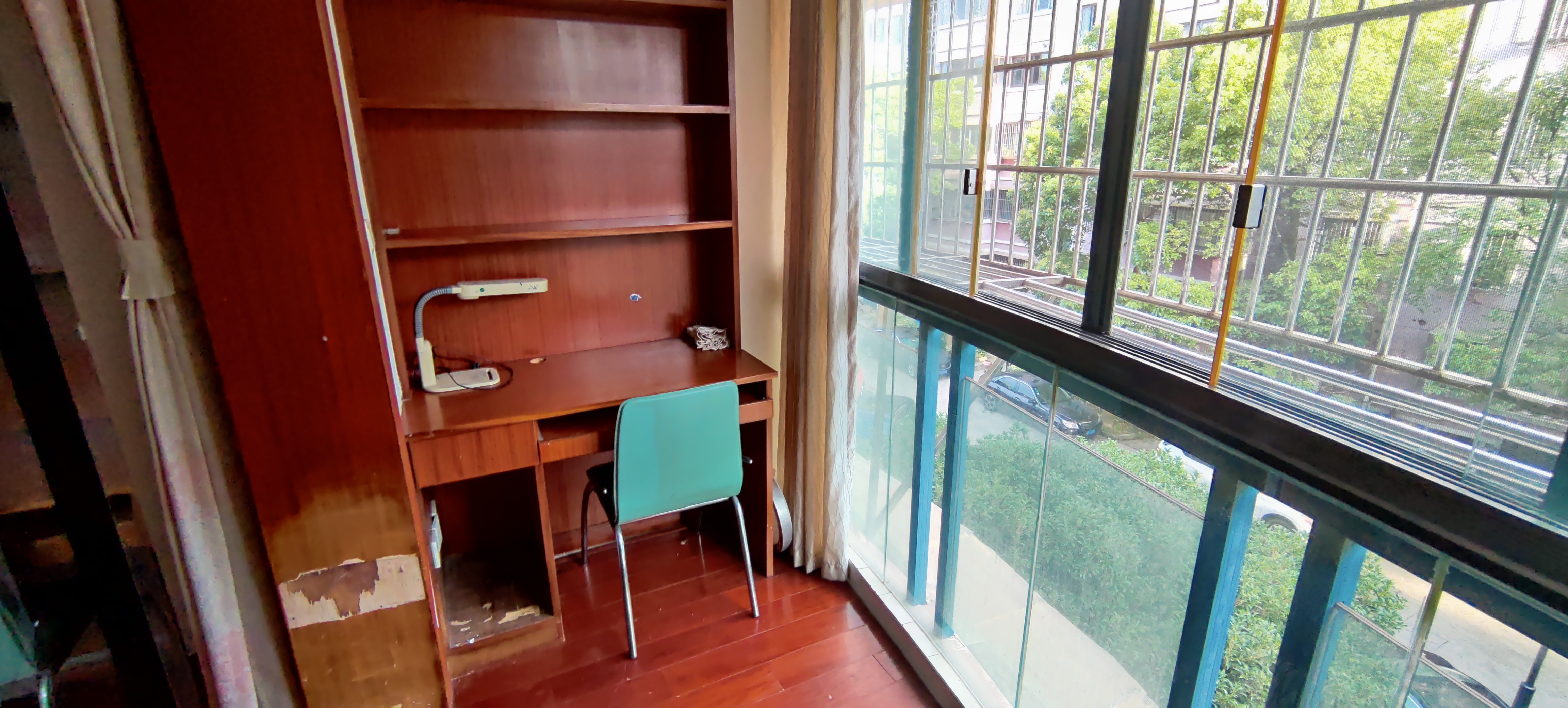 东晖花园 2室1厅1卫 95m&sup2;