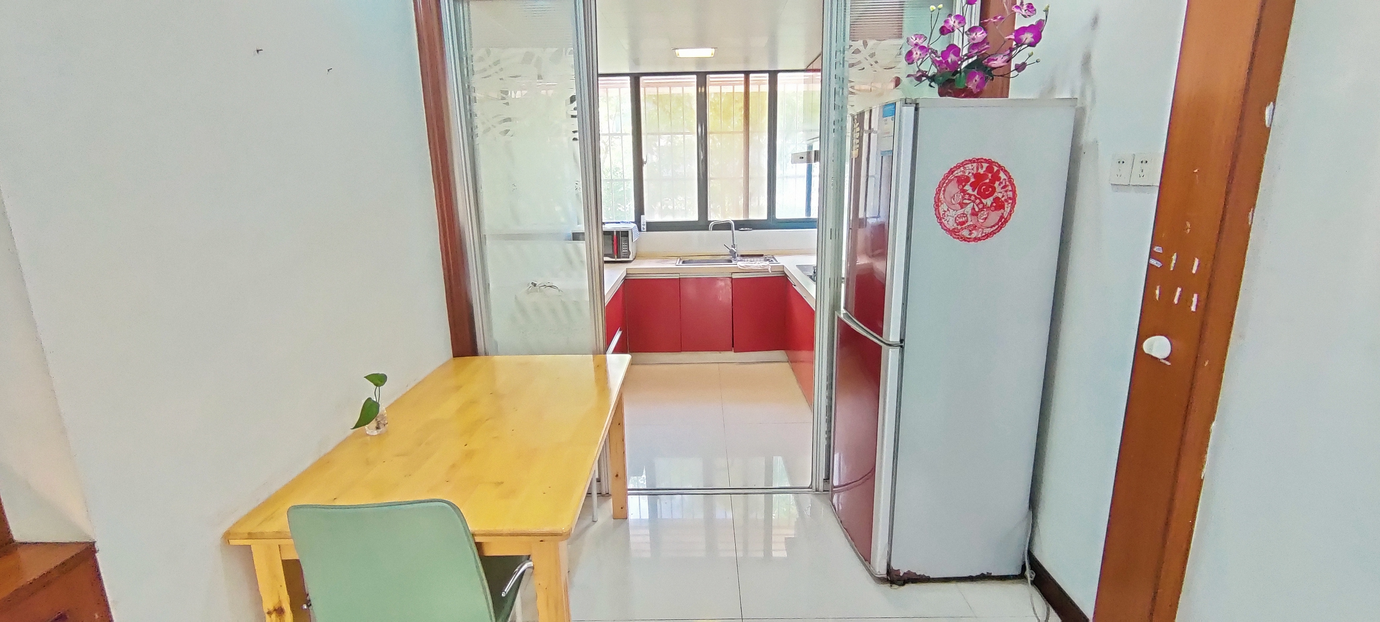 东晖花园 2室1厅1卫 95m&sup2;