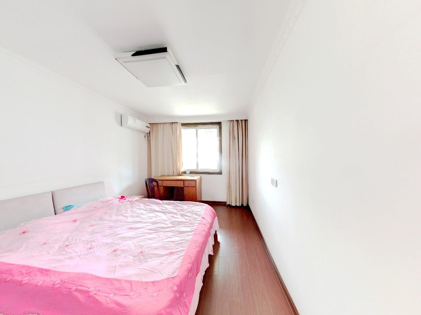 怡园北村北区 3室2厅1卫 130m&sup2;