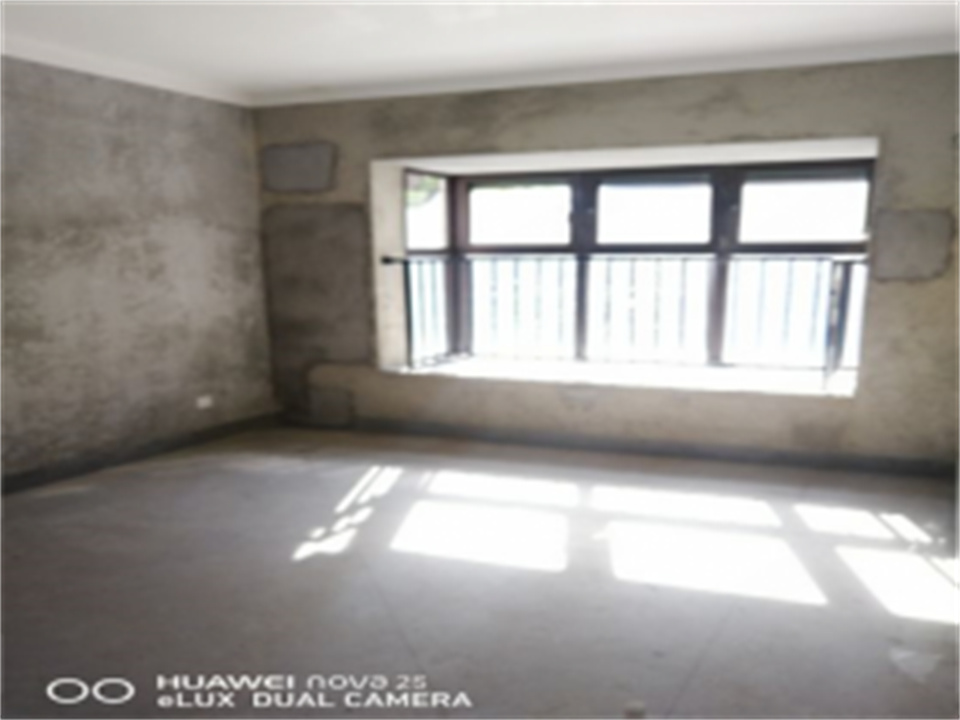 华强城 3室2厅1卫 108m&sup2;