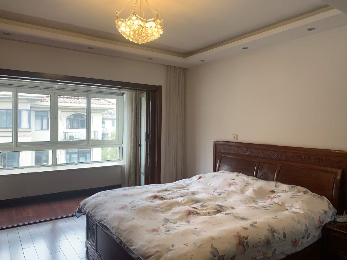 博园岚郡 4室2厅2卫 186.94m&sup2;