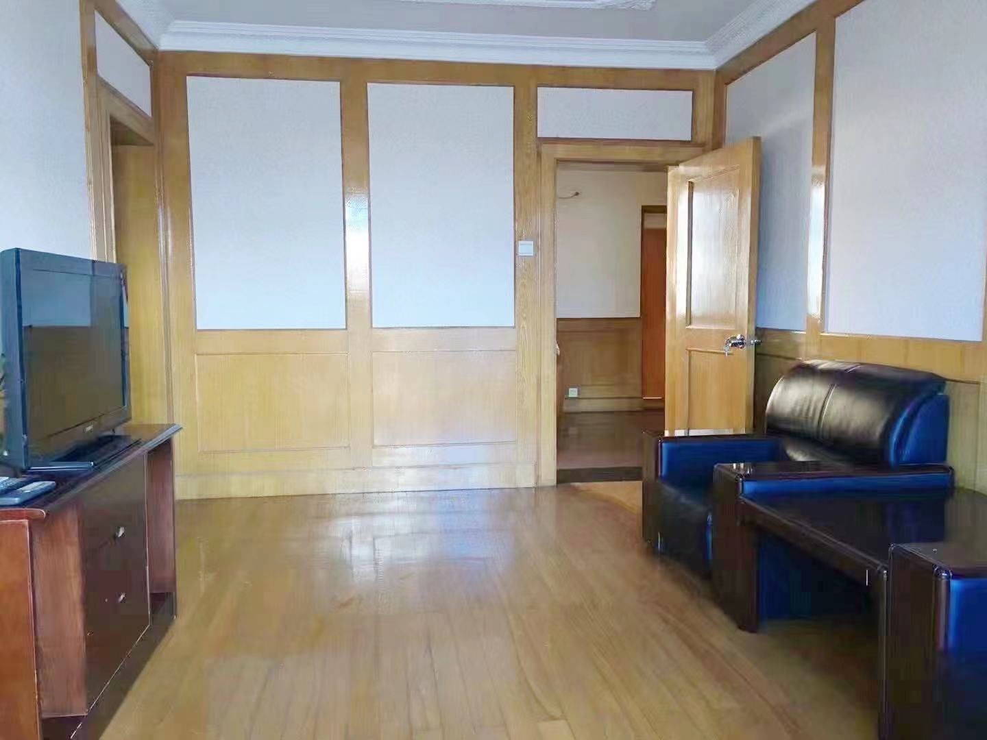 新桃园 3室1厅1卫 101m&sup2;