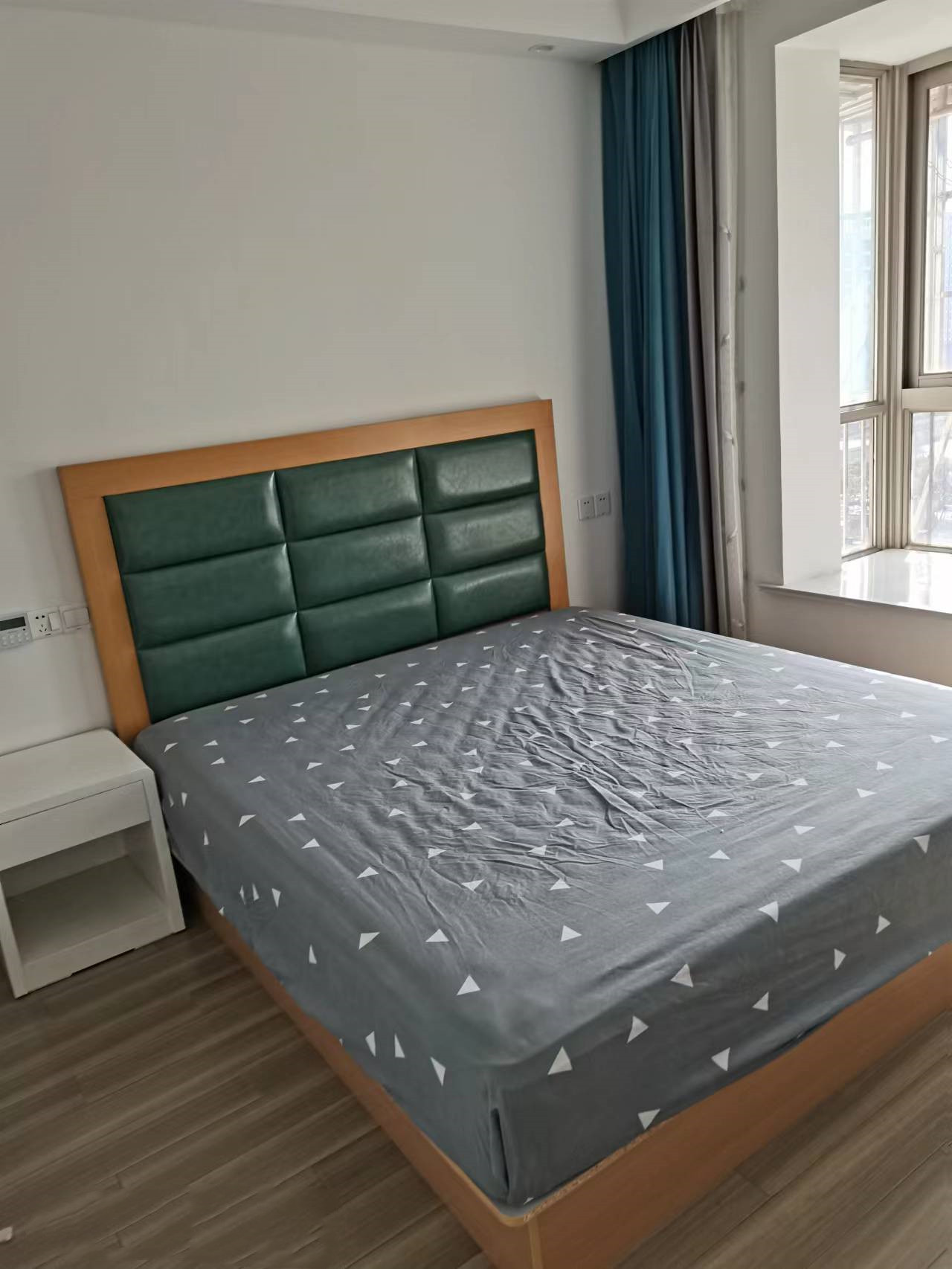 润华国际中心 3室2厅2卫 108m&sup2;