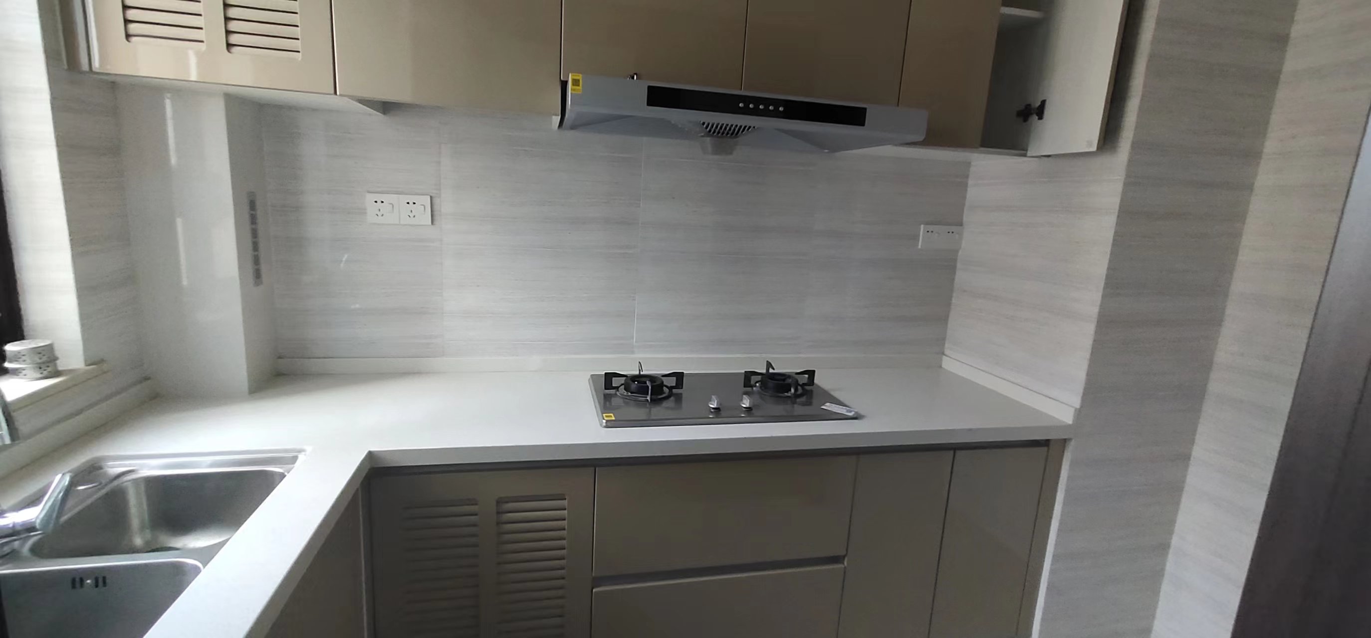 云樾东方 3室2厅2卫 135m&sup2;