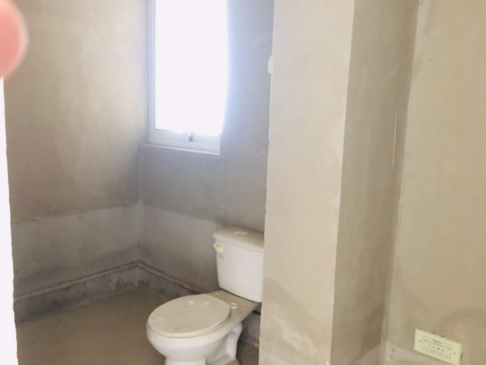 中南世纪花城二期 1室2厅1卫 75.00m&sup2;