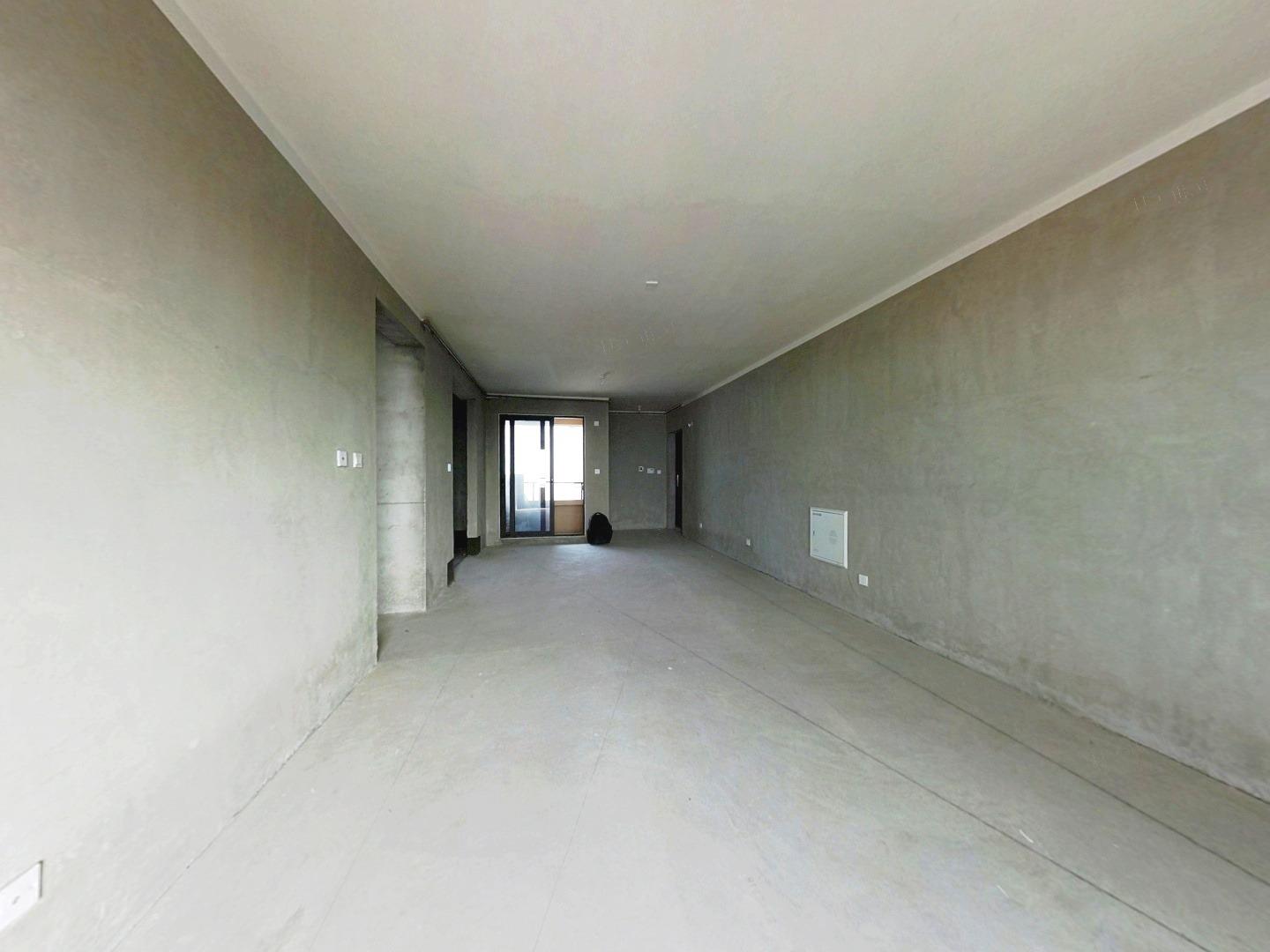 保利香槟国际 4室2厅2卫 155m&sup2;