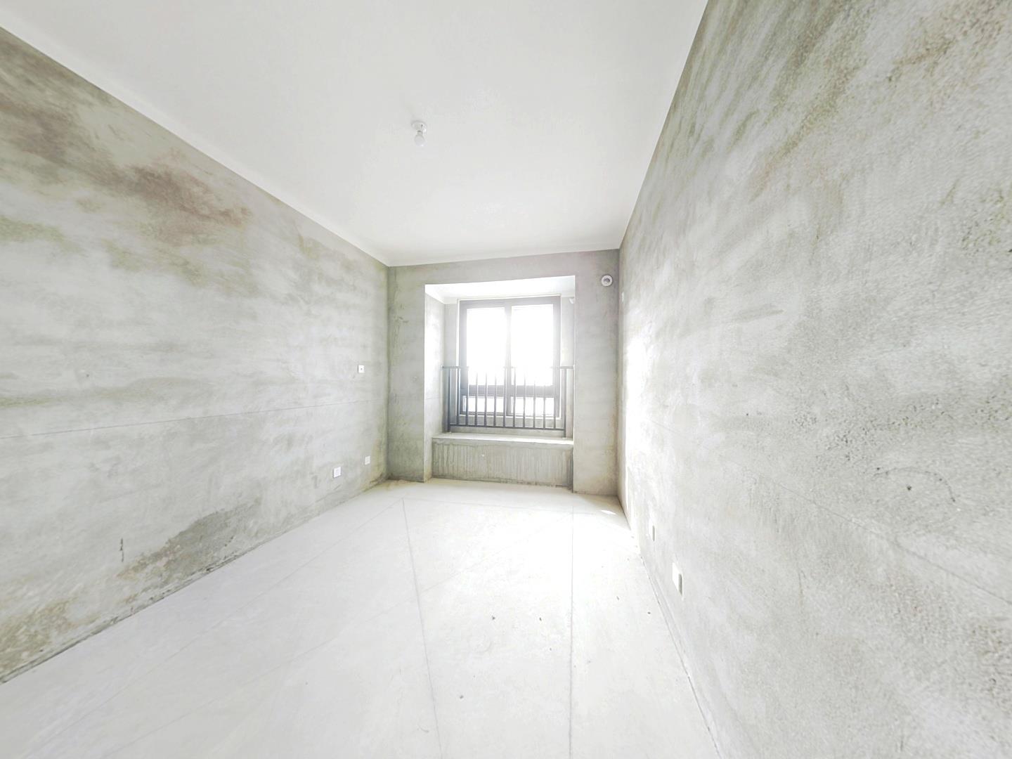 保利香槟国际 4室2厅2卫 155m&sup2;