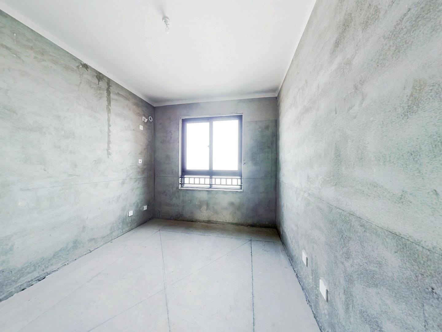 保利香槟国际 4室2厅2卫 155m&sup2;