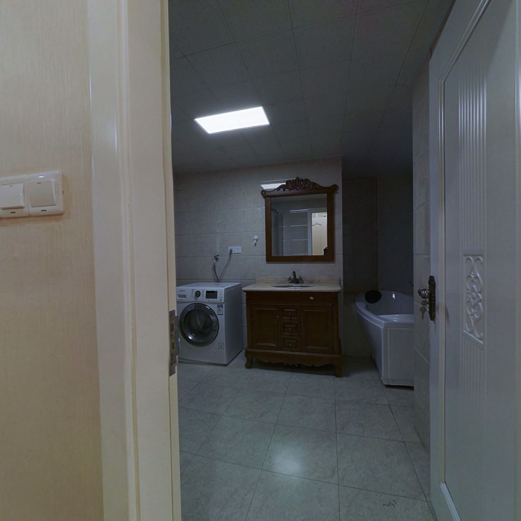 博园岚郡 4室2厅2卫 143.00m&sup2;