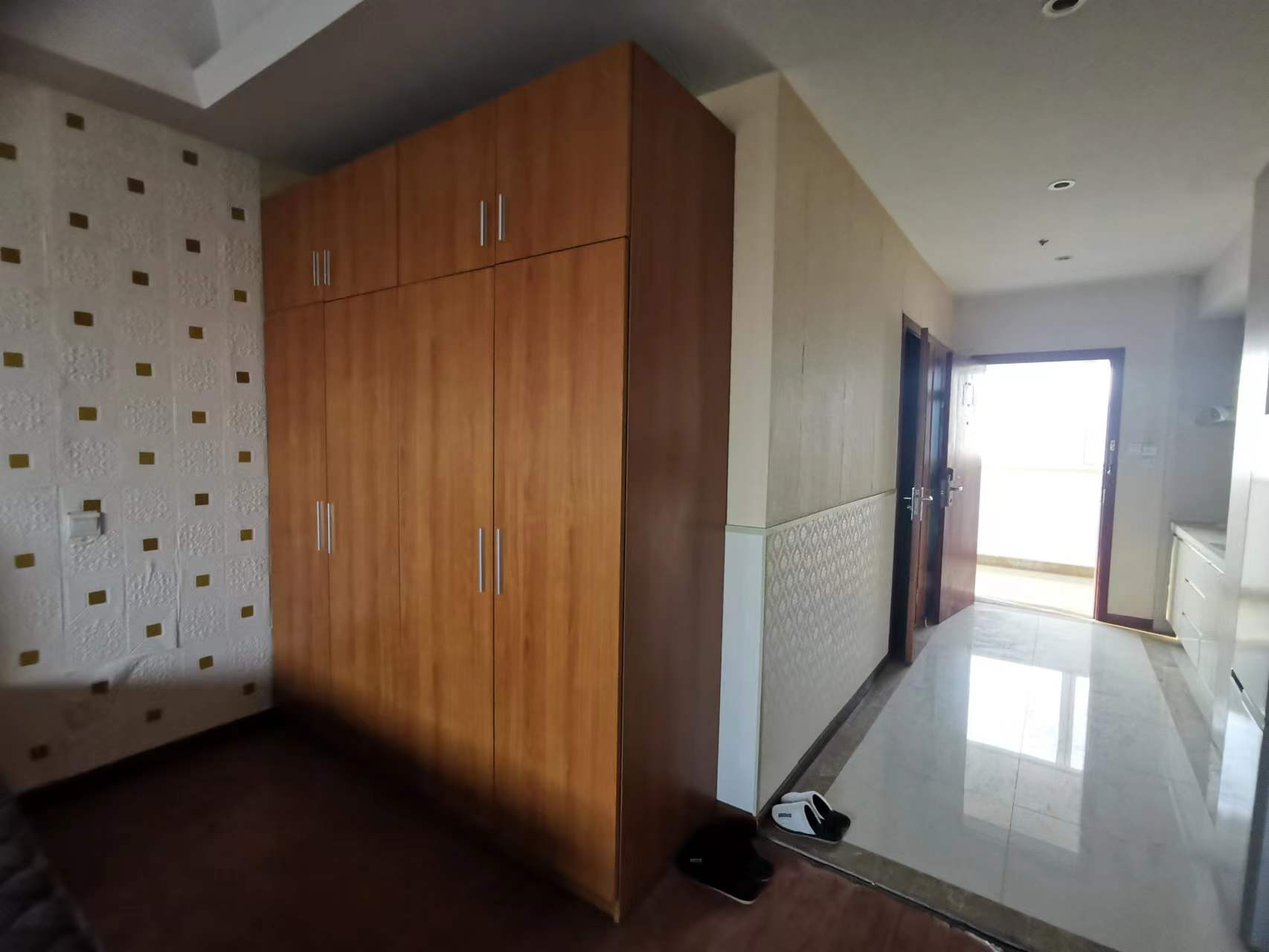 金海岸国际广场 1室1厅1卫 72m&sup2;