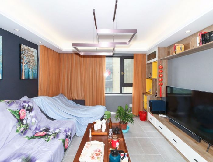 盛和花半里 3室2厅2卫 145m&sup2;
