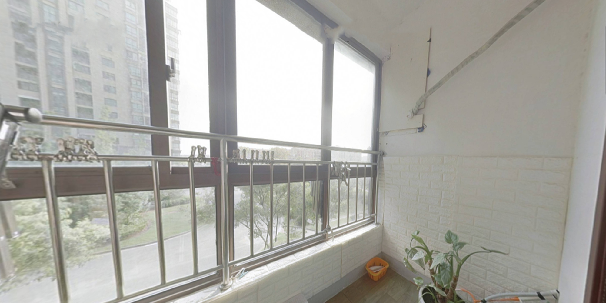 山景水岸 3室2厅2卫 142.4m&sup2;
