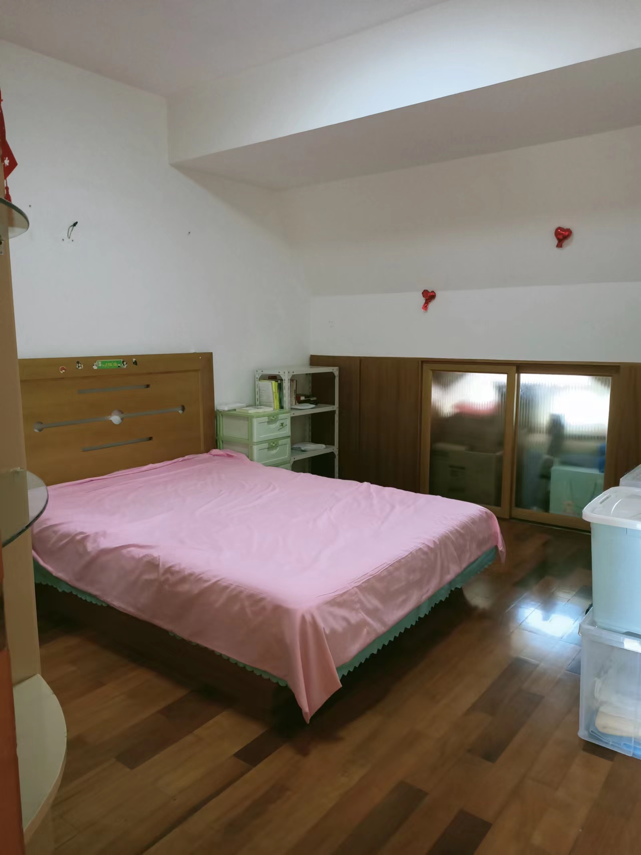 阳光花园 5室3厅2卫 100.05m&sup2;