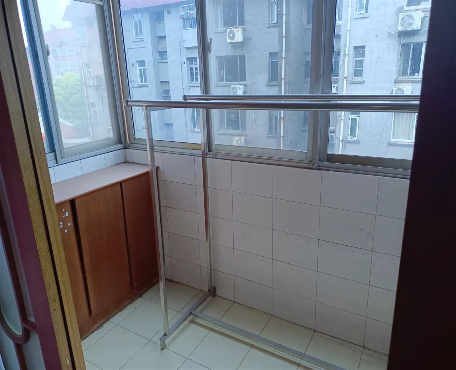 银花苑 3室1厅1卫 70m²