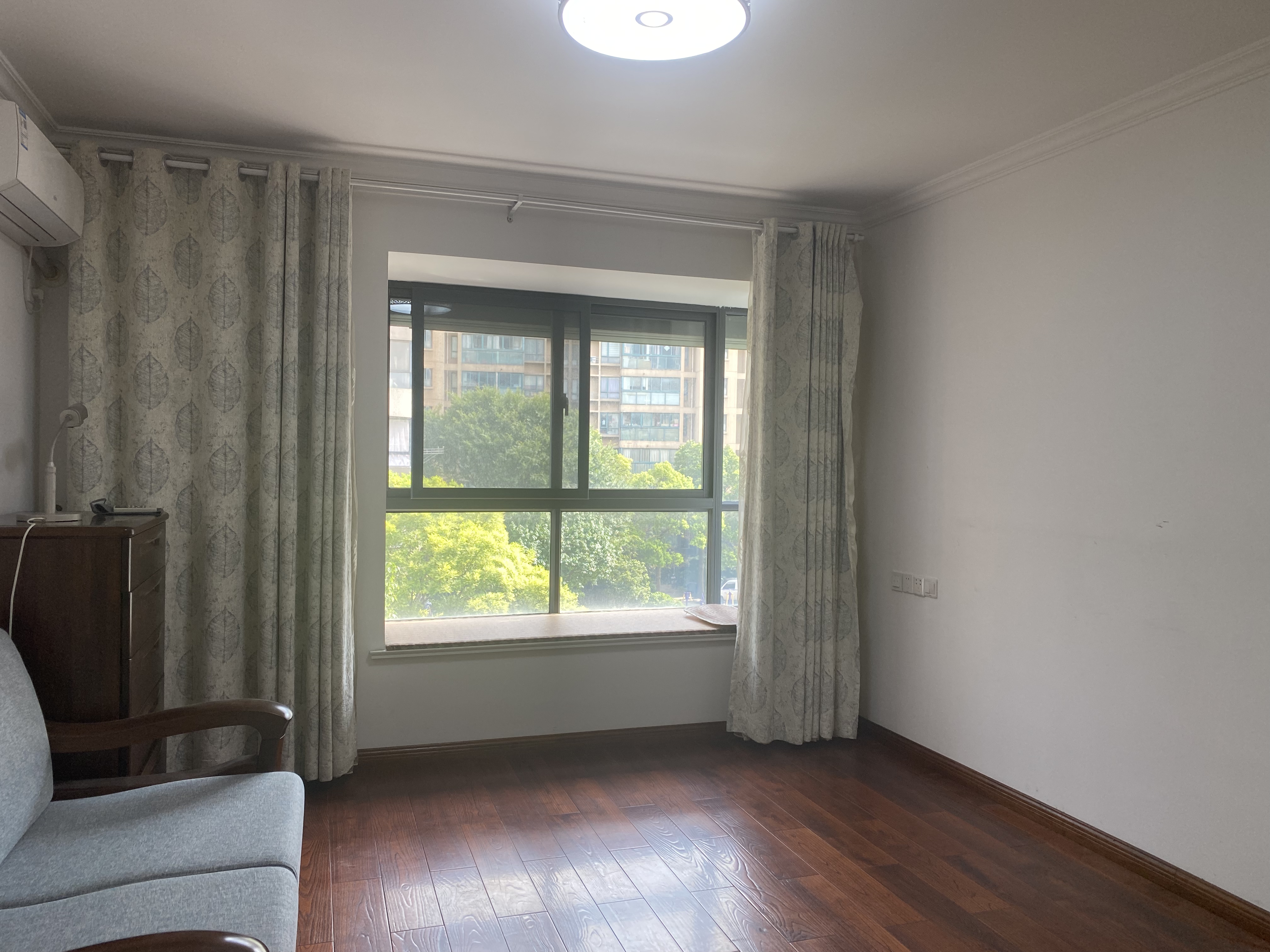 军山汇贤居 3室2厅1卫 130.00m&sup2;