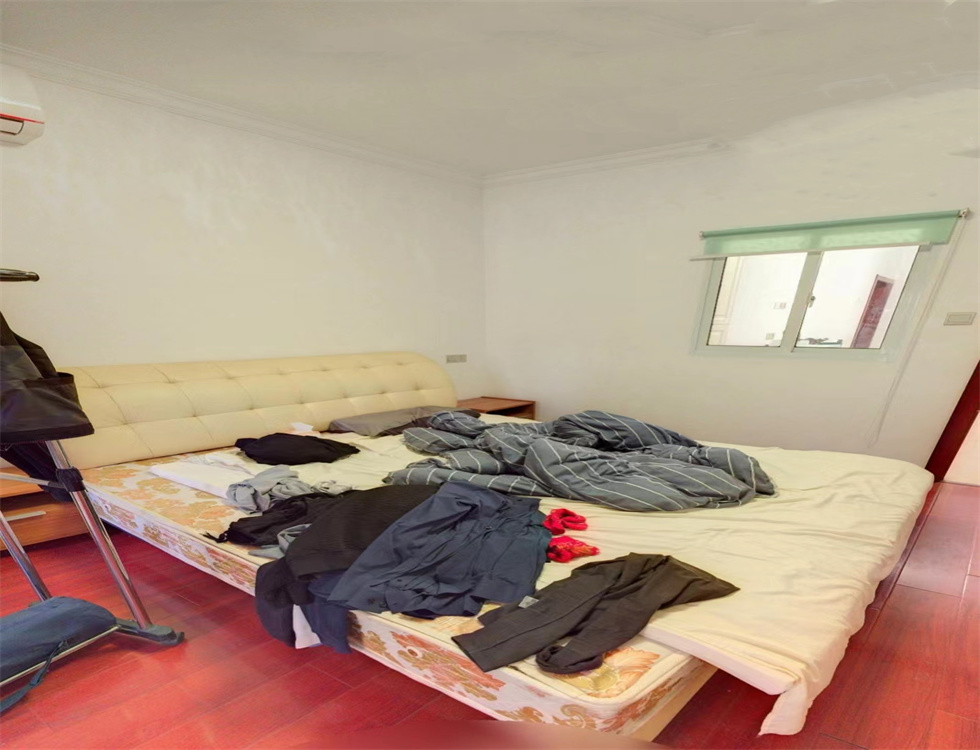 天龙逸园 2室1厅1卫 75m&sup2;