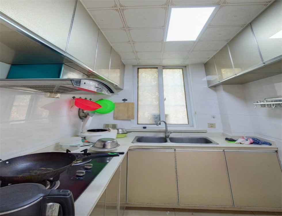 天龙逸园 2室1厅1卫 75m&sup2;
