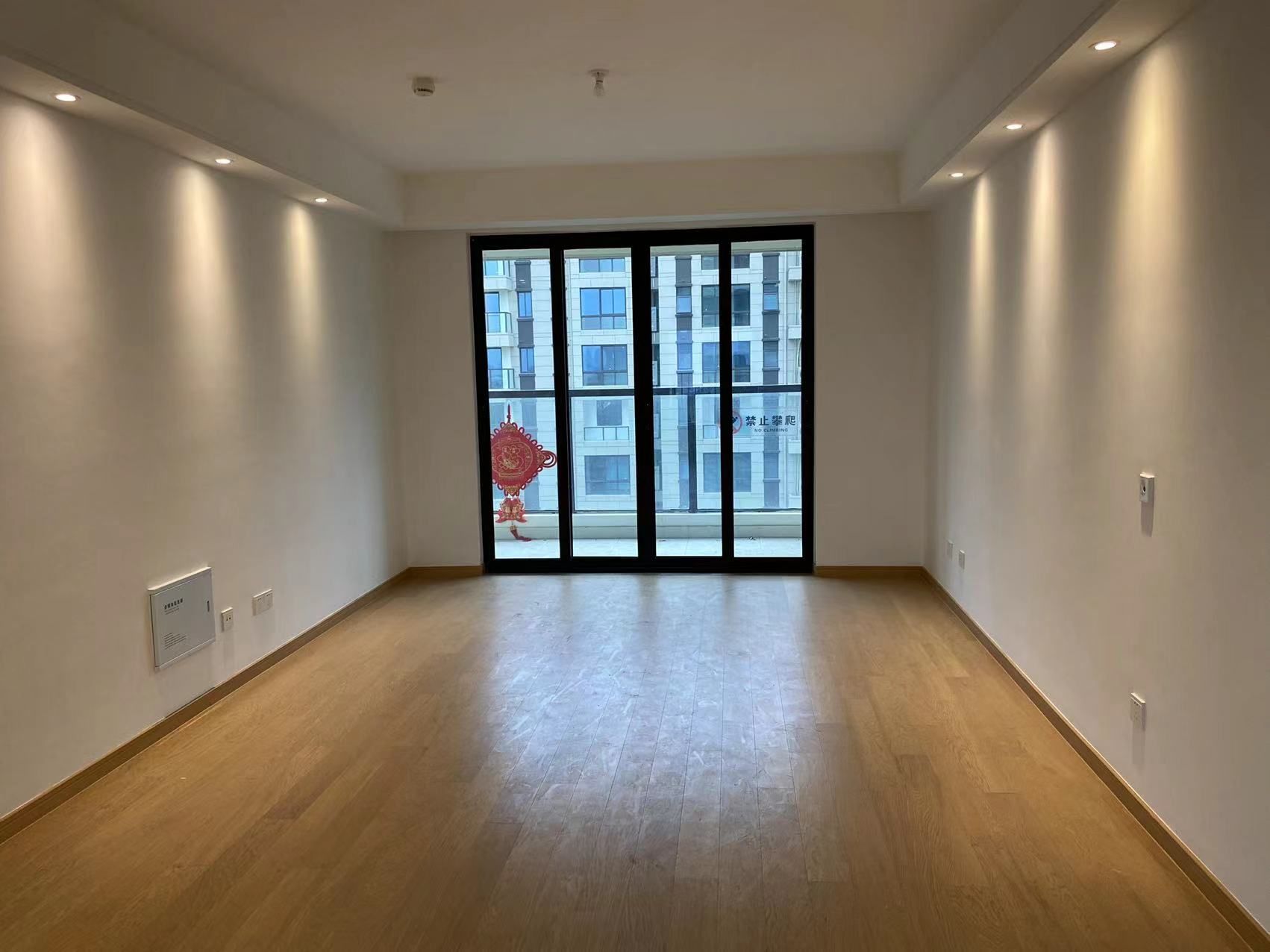 时光漫城 4室2厅2卫 125m²