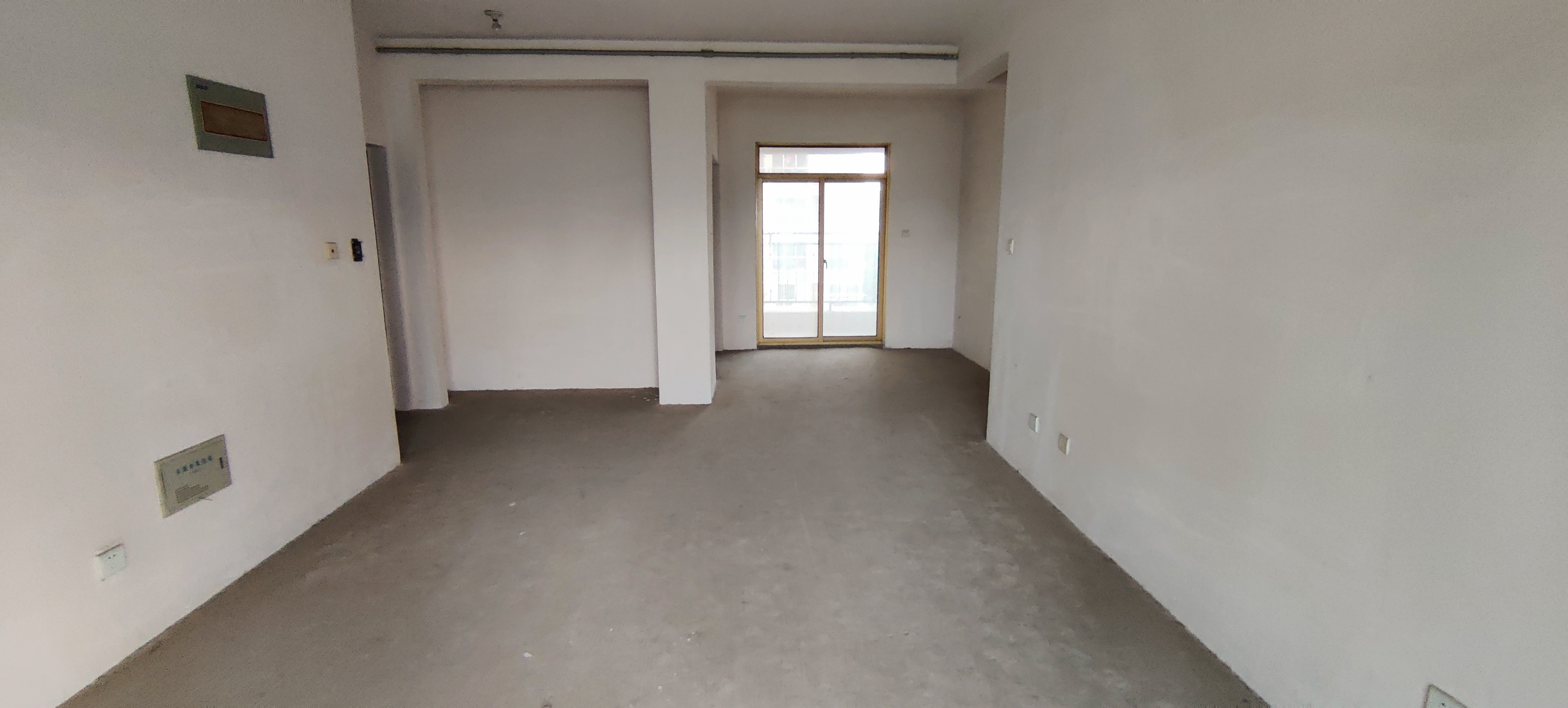 恒盛豪庭 3室2厅2卫 132m²