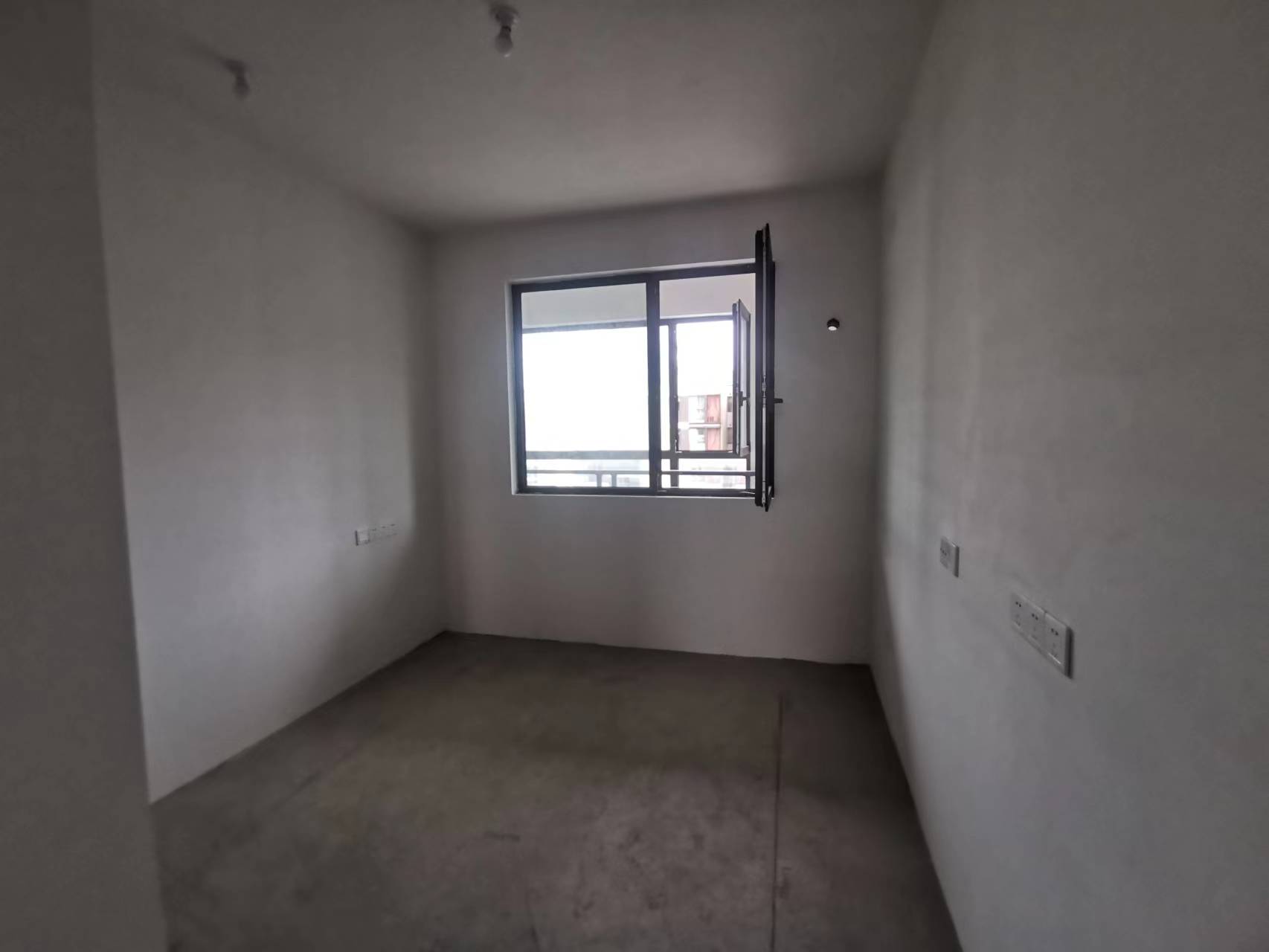 苏建阳光新城 3室2厅1卫 142m&sup2;