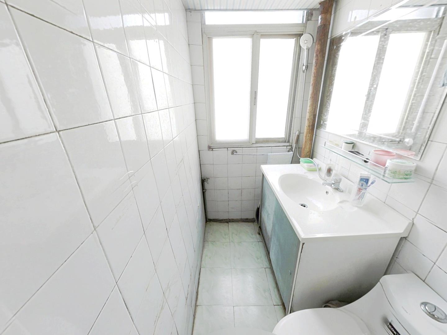 光明新村 2室1厅1卫 54.26m&sup2;