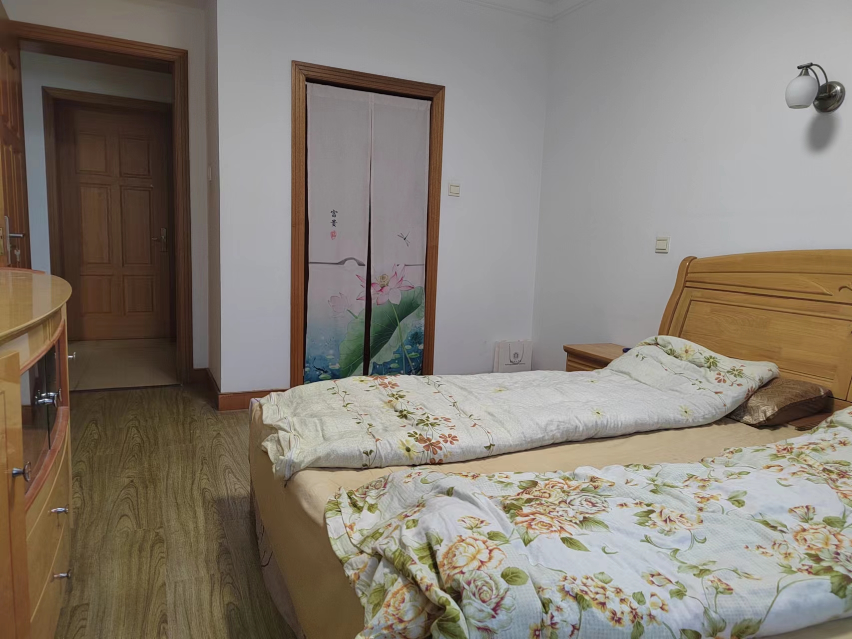 新建路新村 5室2厅3卫 138m&sup2;