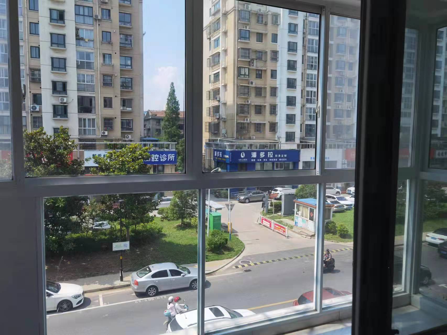 四季绿苑 3室2厅1卫 110.89m&sup2;