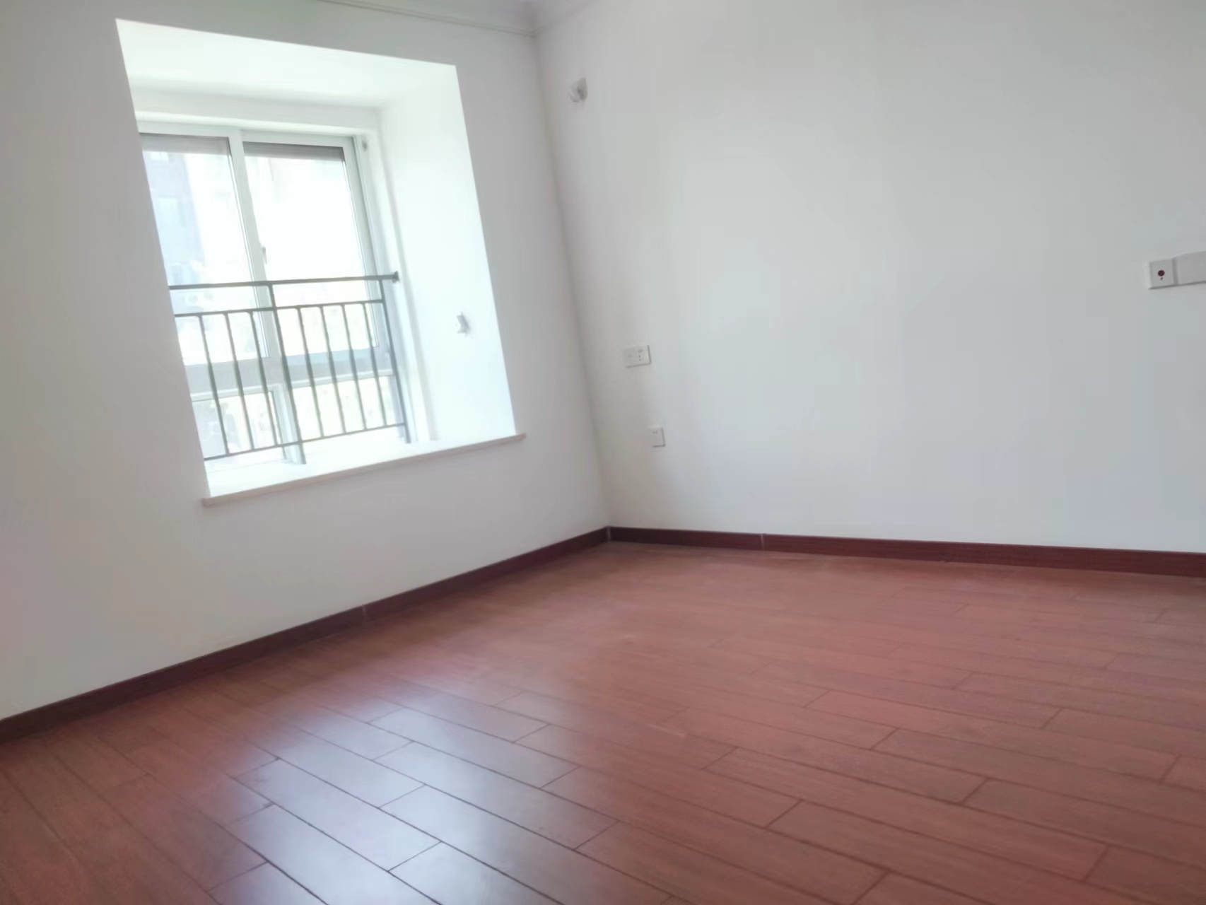 雍锦澜湾 3室2厅2卫 1134m&sup2;