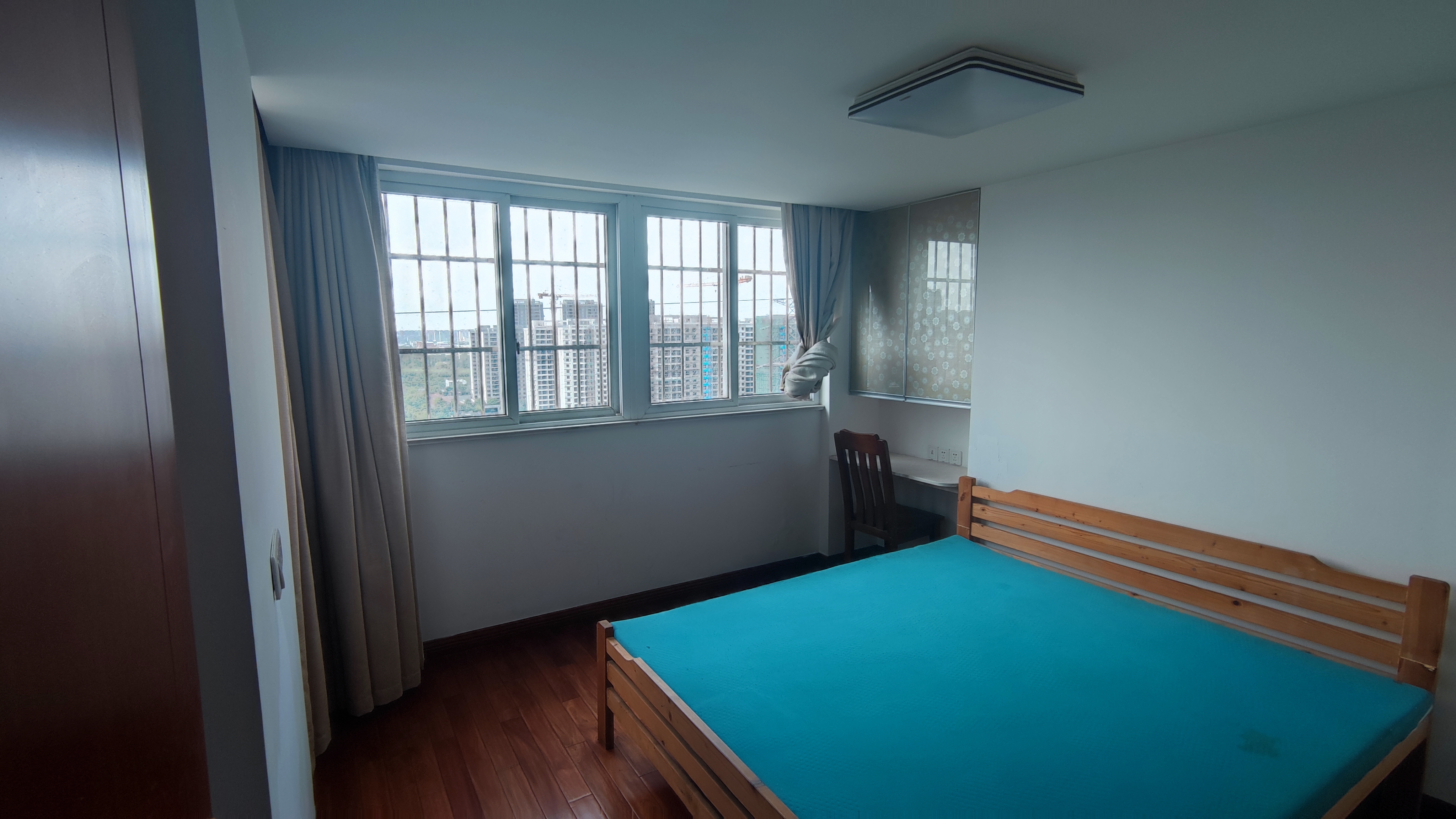 盛唐公寓 4室2厅2卫 80.00m&sup2;