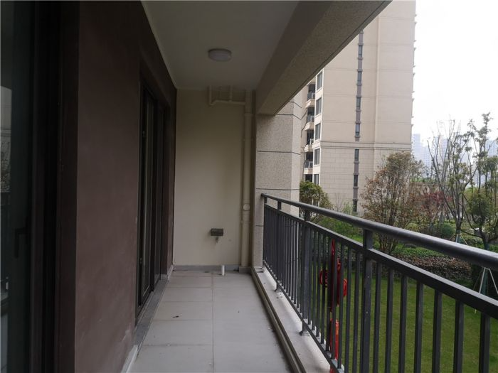 春风南岸东园 3室2厅2卫 122m&sup2;