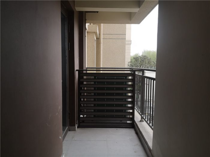 春风南岸东园 3室2厅2卫 122m&sup2;