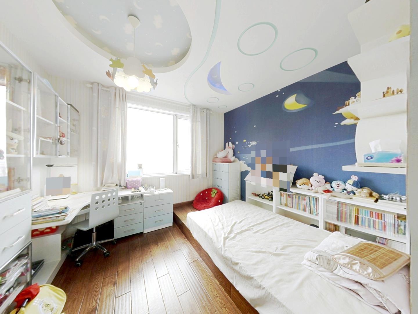 玖珑城 3室2厅2卫 175m&sup2;