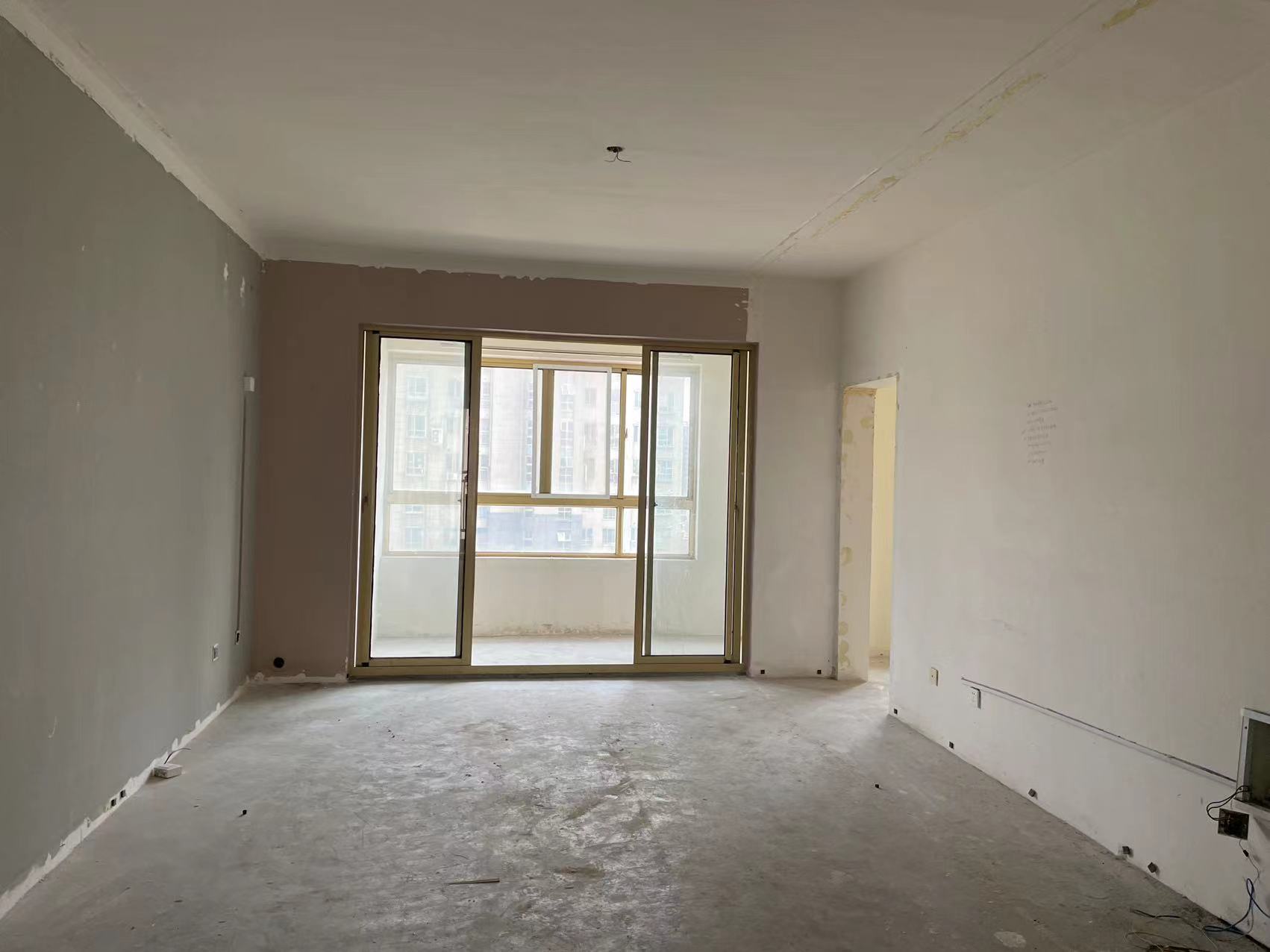 尚海湾 3室2厅1卫 121.8m&sup2;