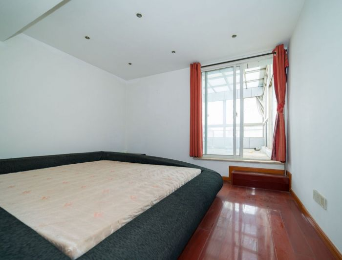 天安花园 4室2厅2卫 294.45m&sup2;